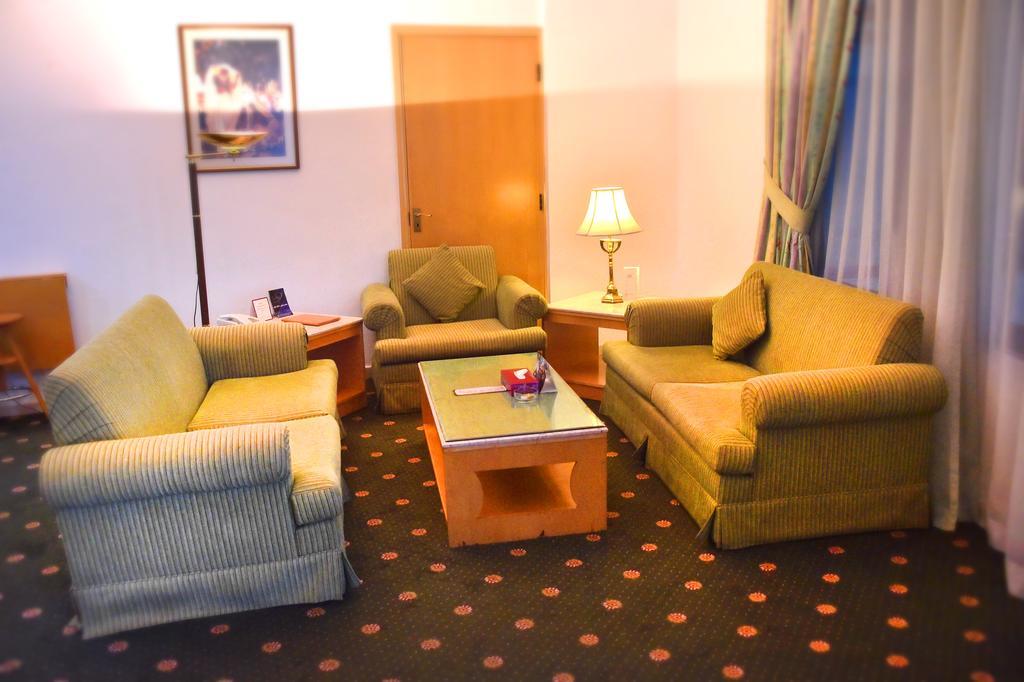 Al Bastaki International Hotel Кувейт Екстериор снимка