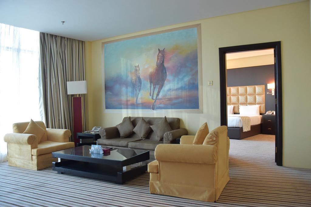 Al Bastaki International Hotel Кувейт Екстериор снимка