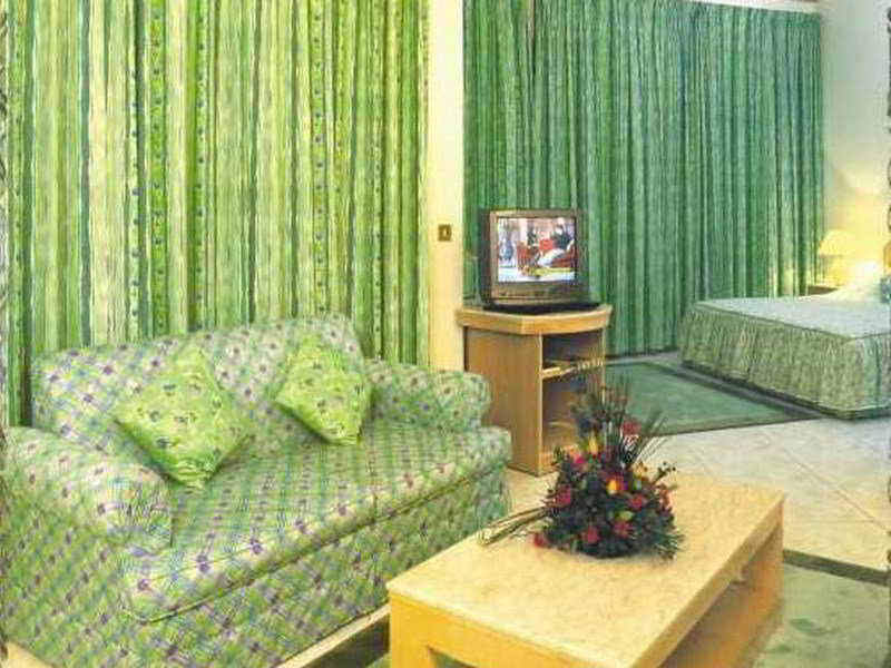 Al Bastaki International Hotel Кувейт Екстериор снимка